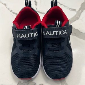 Nautica tennis shoes